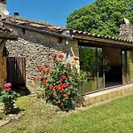 La Closerie Des Cèdres Hébergement de vacances Gavaudun