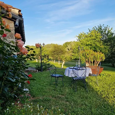 La Closerie Des Cedres 4 Etoiles * Gavaudun