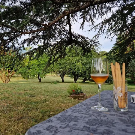 La Closerie Des Cedres 4 Etoiles Gavaudun