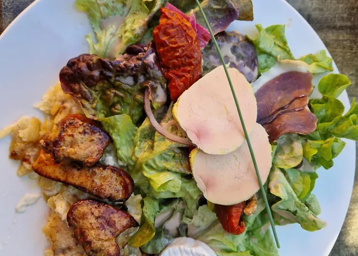 La Closerie Des Cedres 別荘